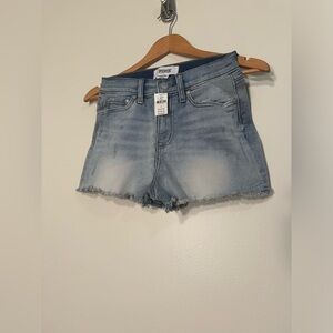 PINK Denim Shorts 2 Light Wash Distressed Raw Hem Stretch High-Rise NWT